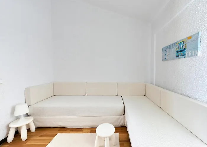 Avra Сasa de vacaciones